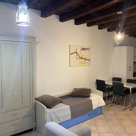 Myroom Center Flat Bergamo Bagian luar foto